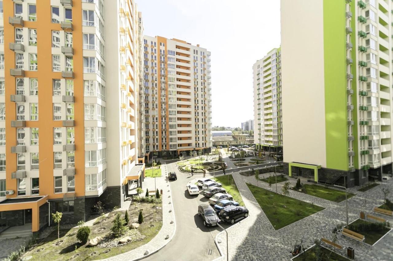 Petrovdom Apartments 78-170 In Rc Nivki Park, 67А Beresteiskyi Avenue Kyiv Exterior photo